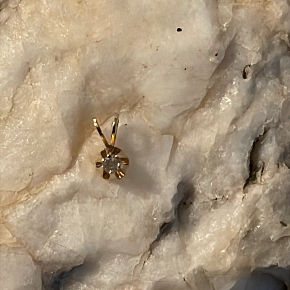 COPY - 10k ODI Elegant Gold Diamond Pendant